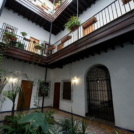 Apartamento Arenal Севилья Экстерьер фото