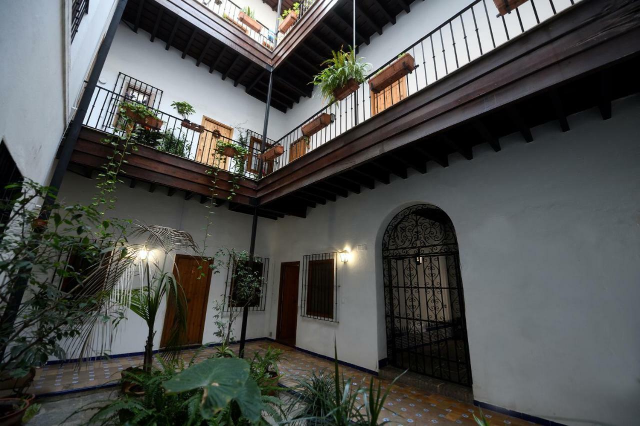 Apartamento Arenal Севилья Экстерьер фото